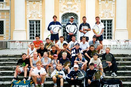Tennis-Academy Ahrer Kendler schielleiten
